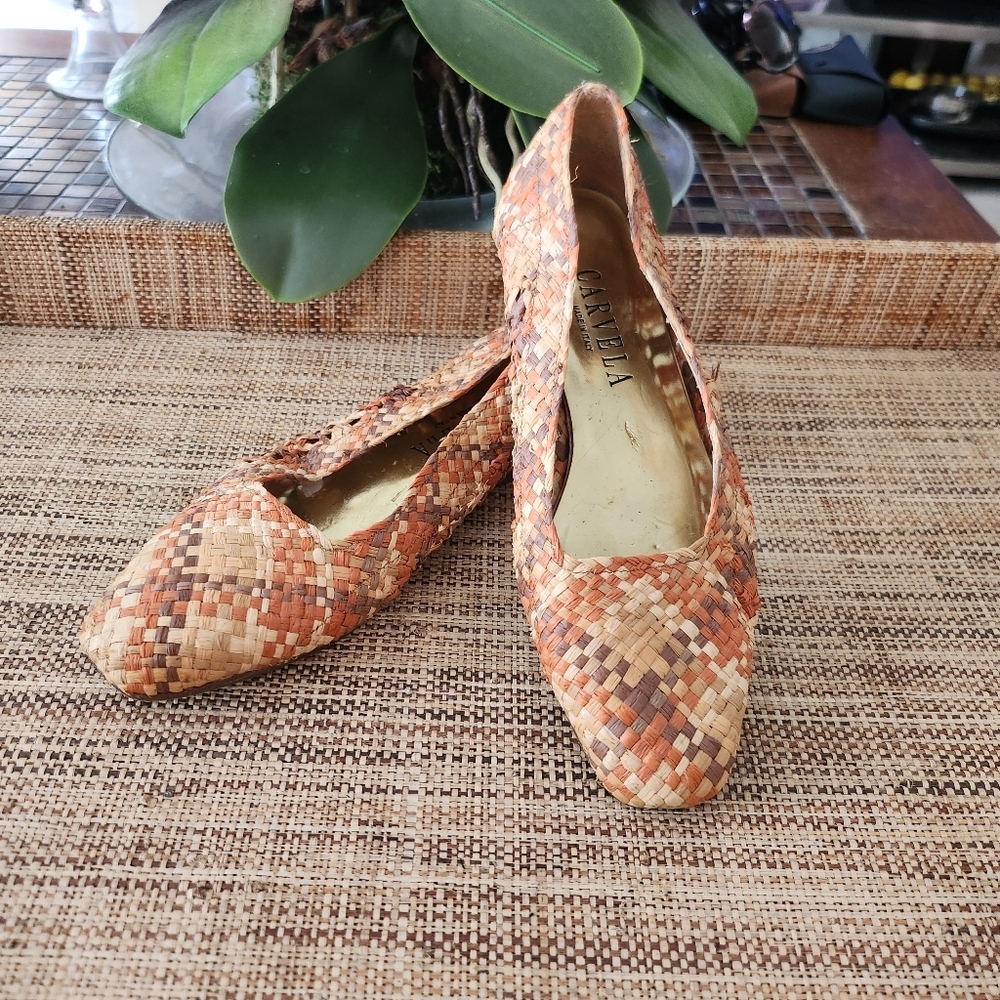 Carvela flats made in Italy size 35.5